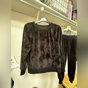 Lou & Grey  by Loft 2 piece sweatsuit.